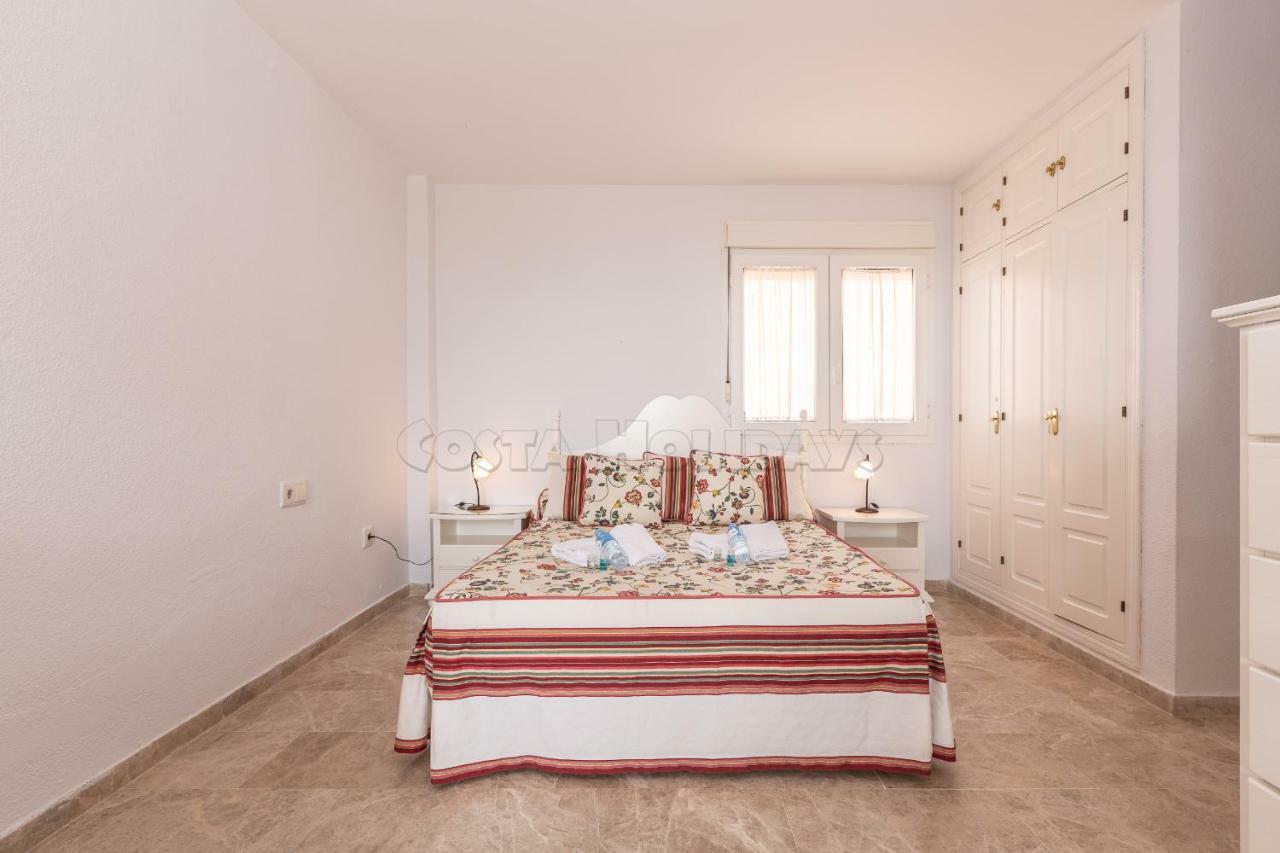 Townhouse Manilva Beach Екстер'єр фото